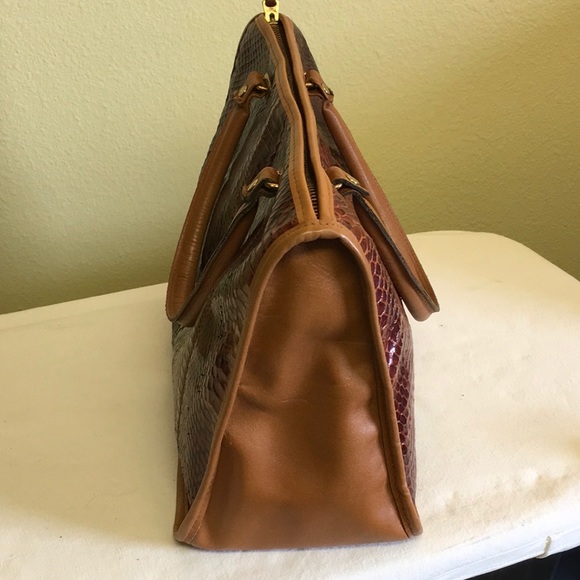 Handbag - Picture 2 of 5